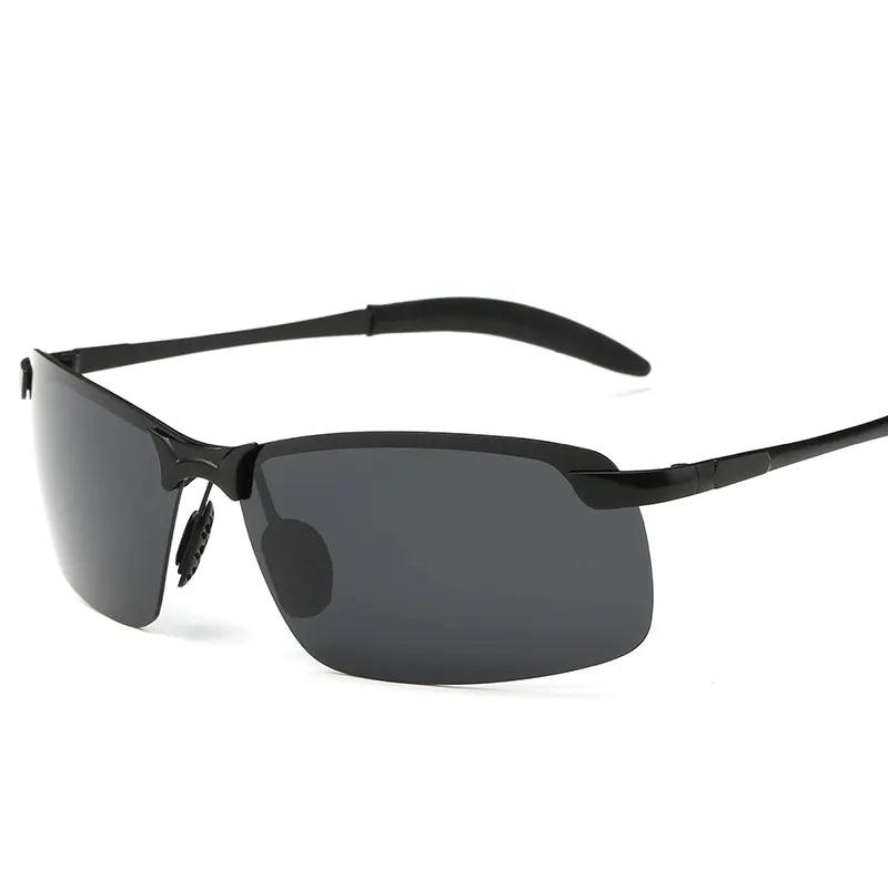 PHOTOCHROMIC SUNGLASSES WITH POLARIZED LENS
