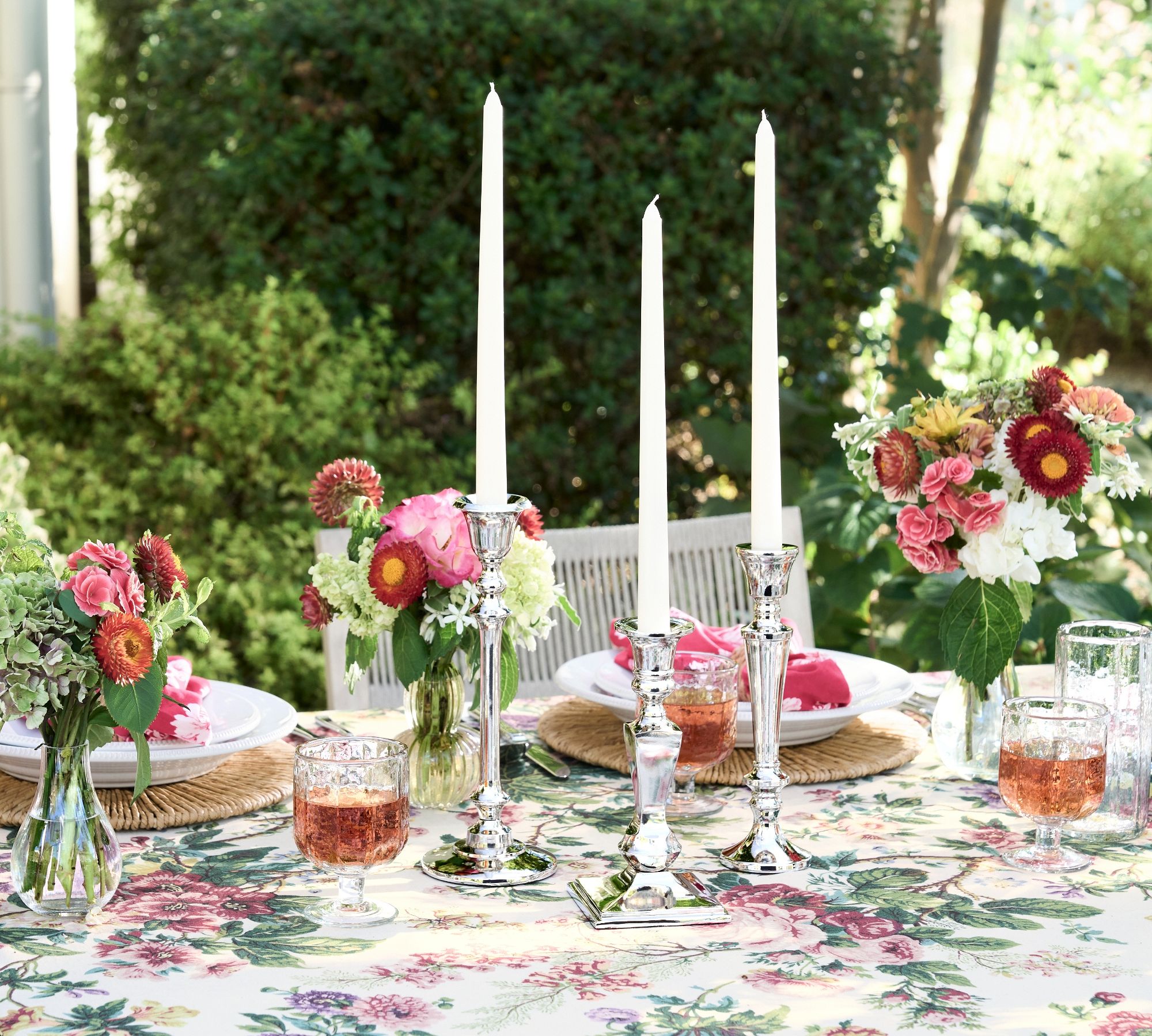 Daphne Candle Holder