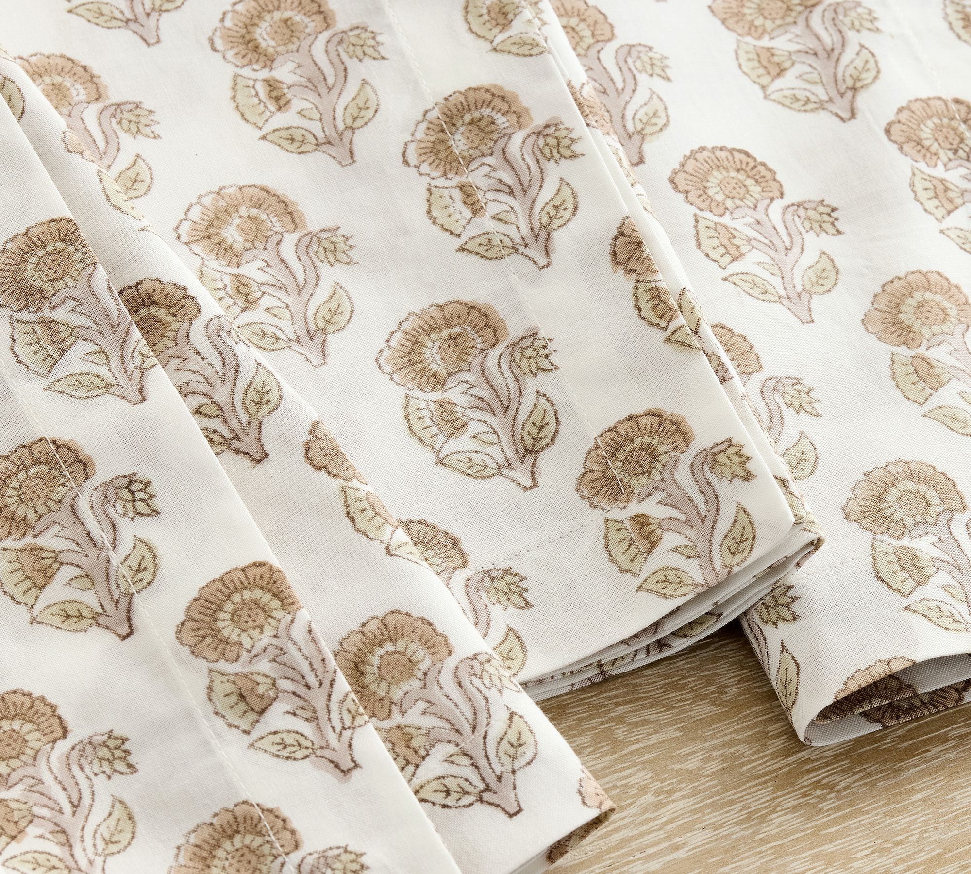 Alice Print Cotton Napkins - Set of 4