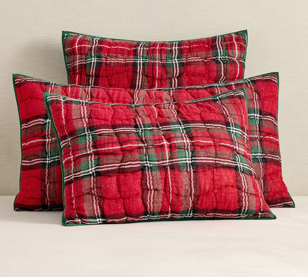 Stewart Plaid Cloud Quilt