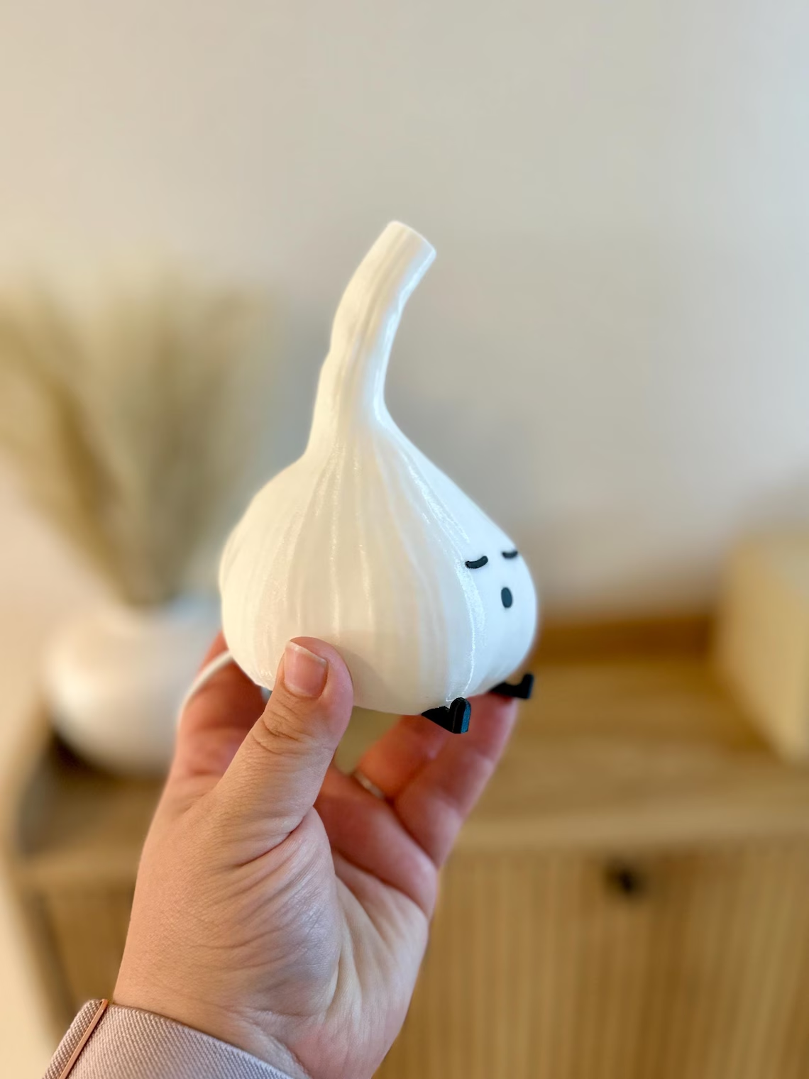 Sleeping Garlic LED Lamp: Cute Foodie Accent Light