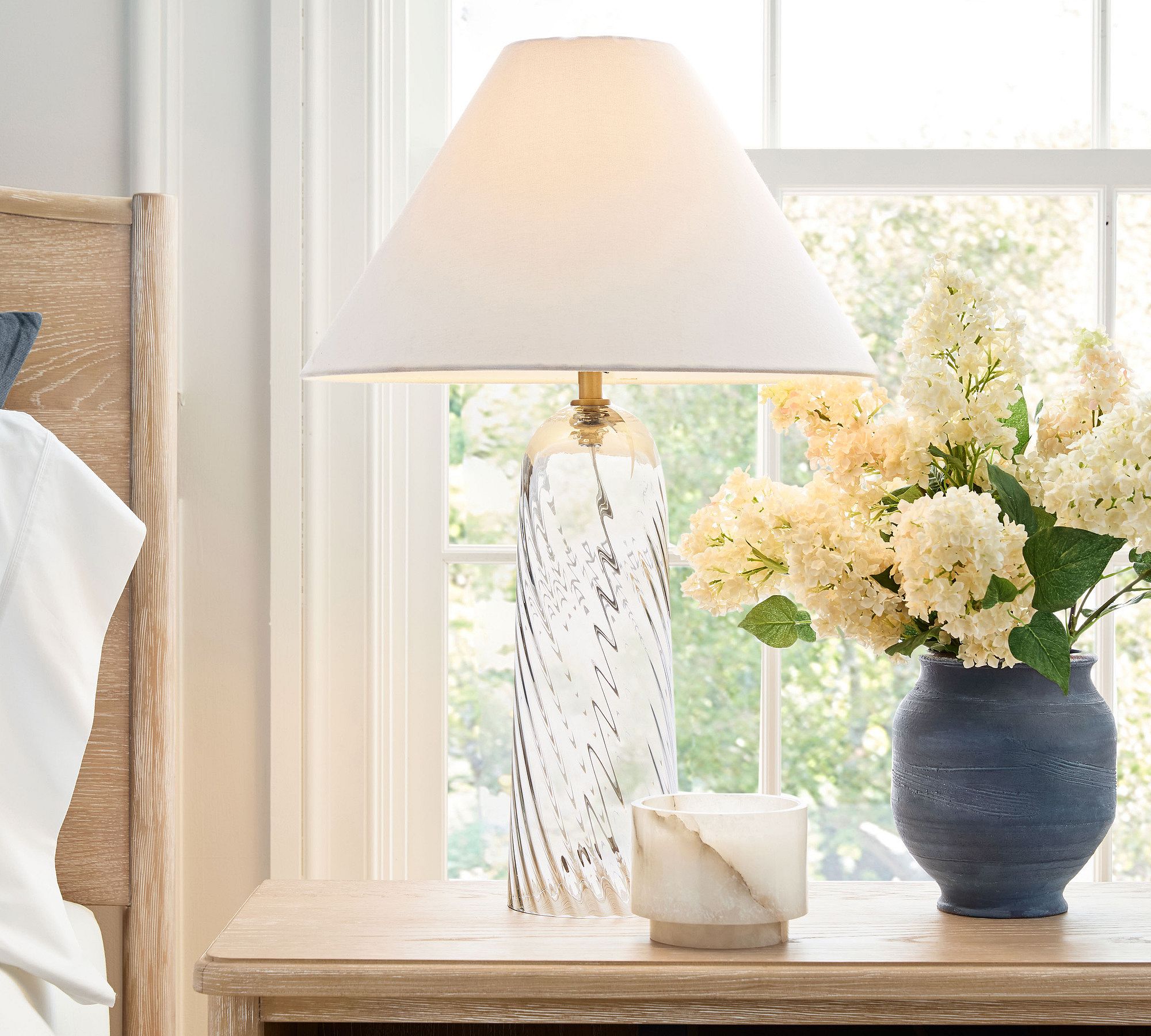 Alabaster Candle - White Floral