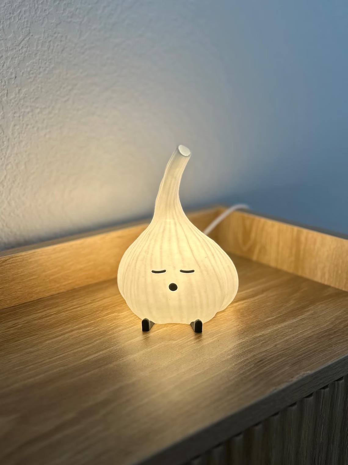 Sleeping Garlic LED Lamp: Cute Foodie Accent Light