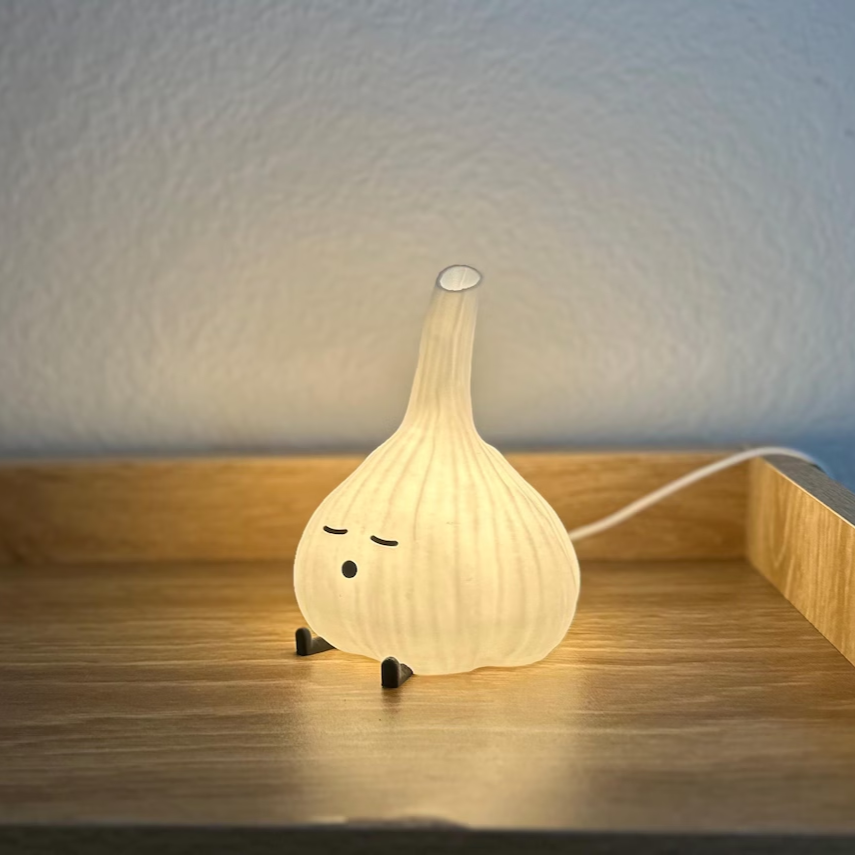 Sleeping Garlic LED Lamp: Cute Foodie Accent Light
