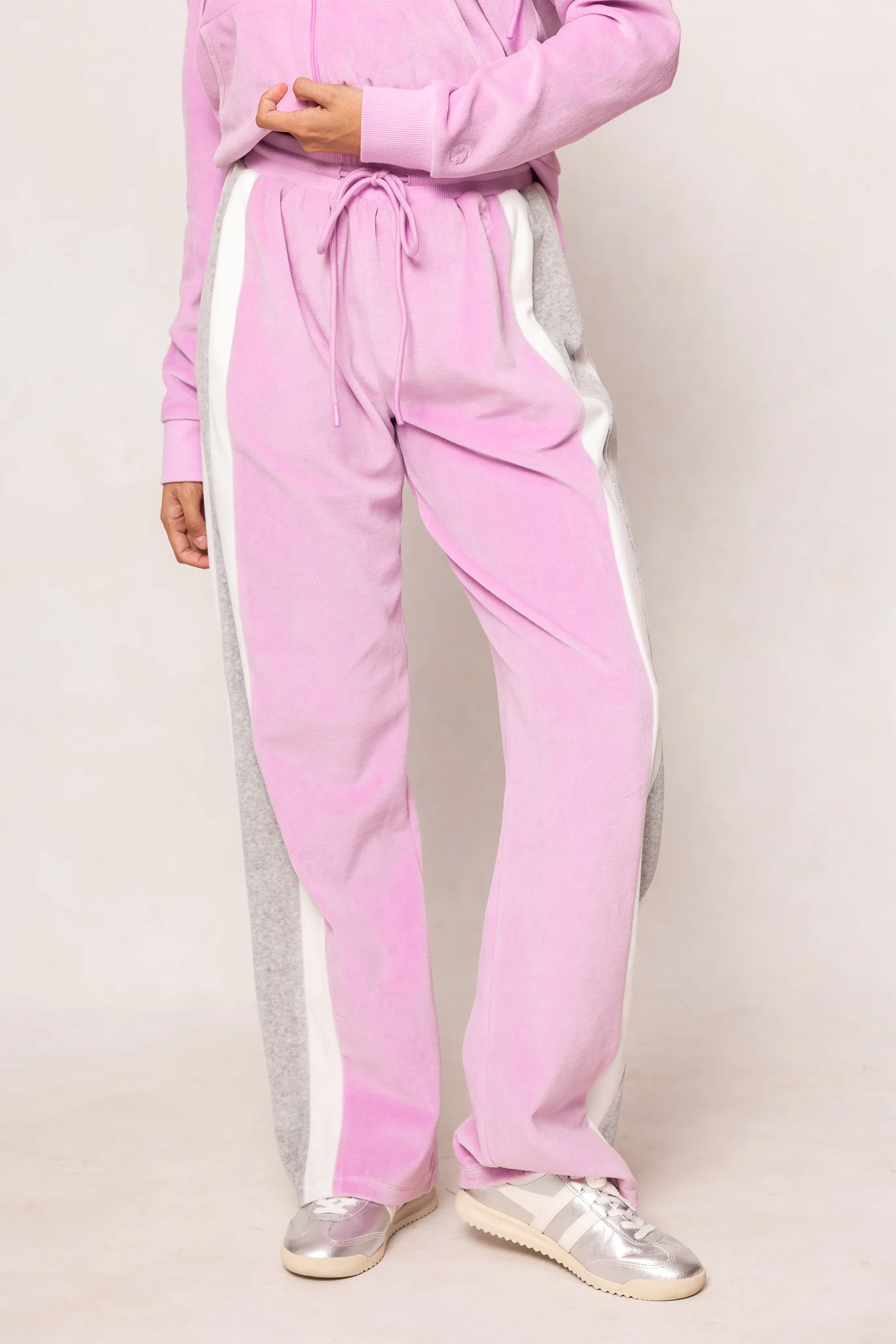Kailey Velour Track Pants in Pink