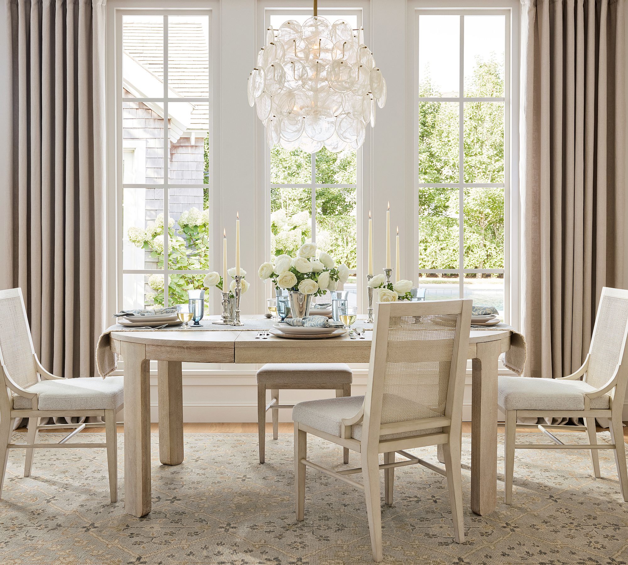 Aptos Round Extendable Dining Table (50