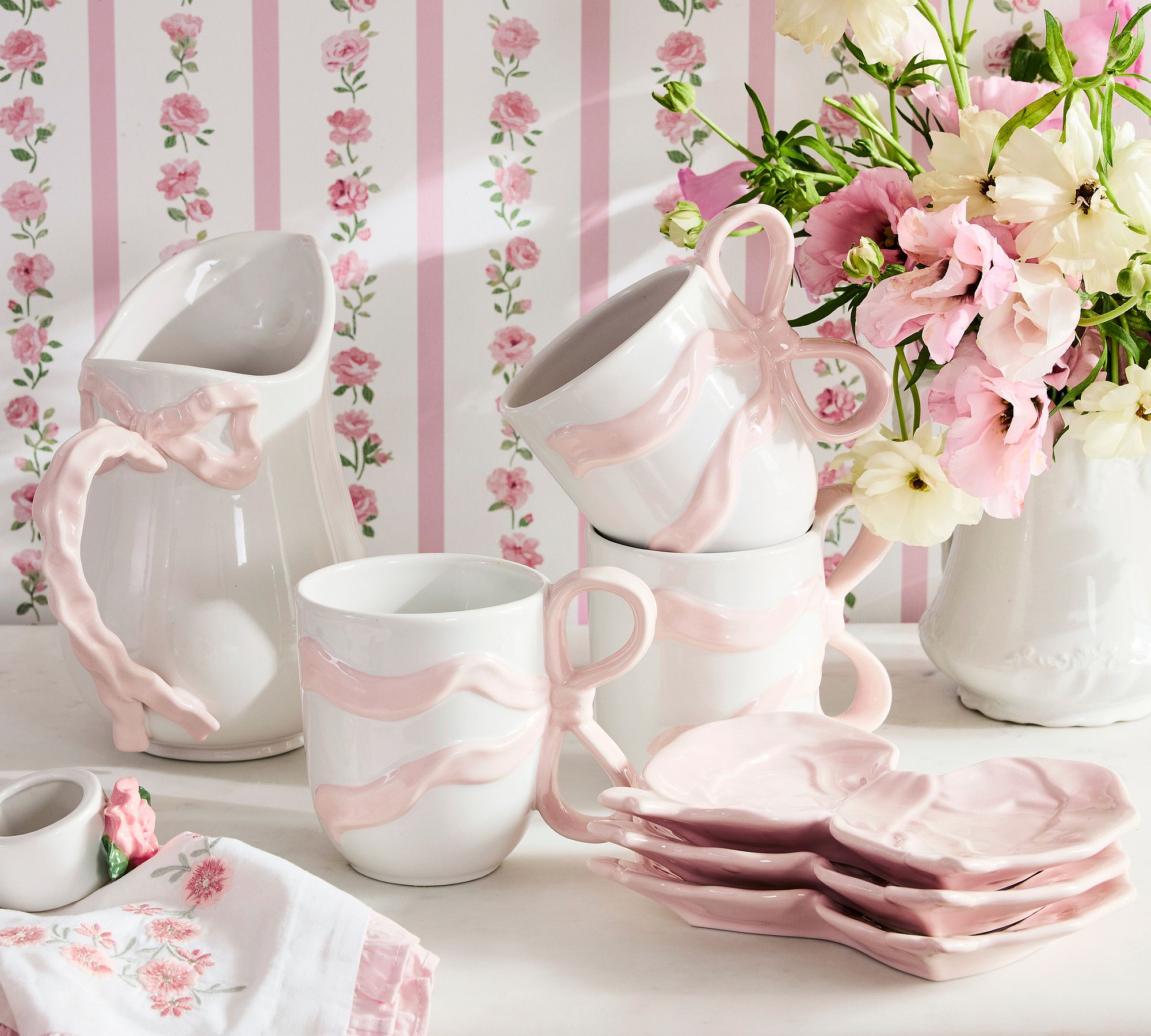 LoveShackFancy Bow Stoneware Mugs - Set of 4