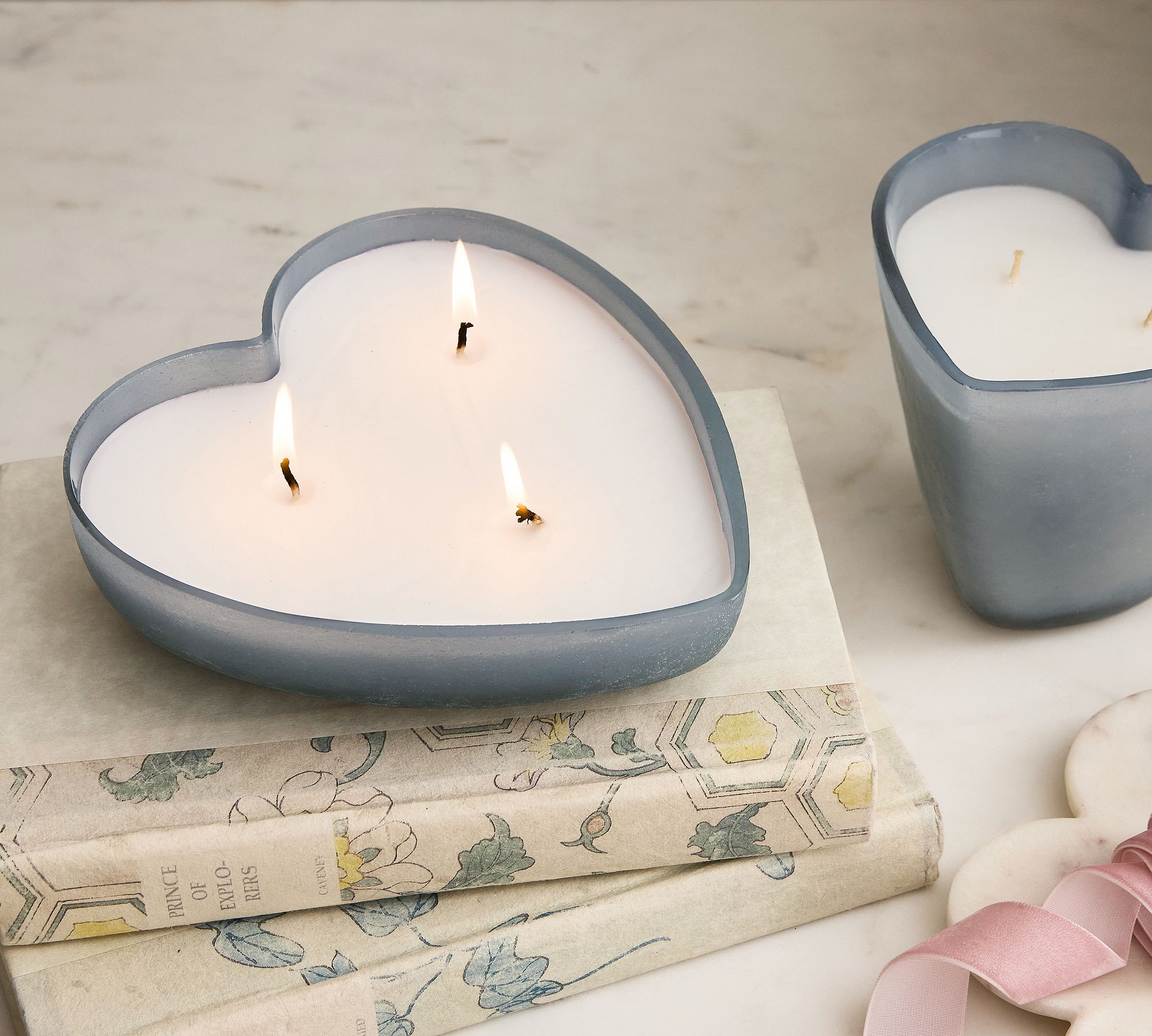 Frosted Glass Heart Candle - Navy Beach