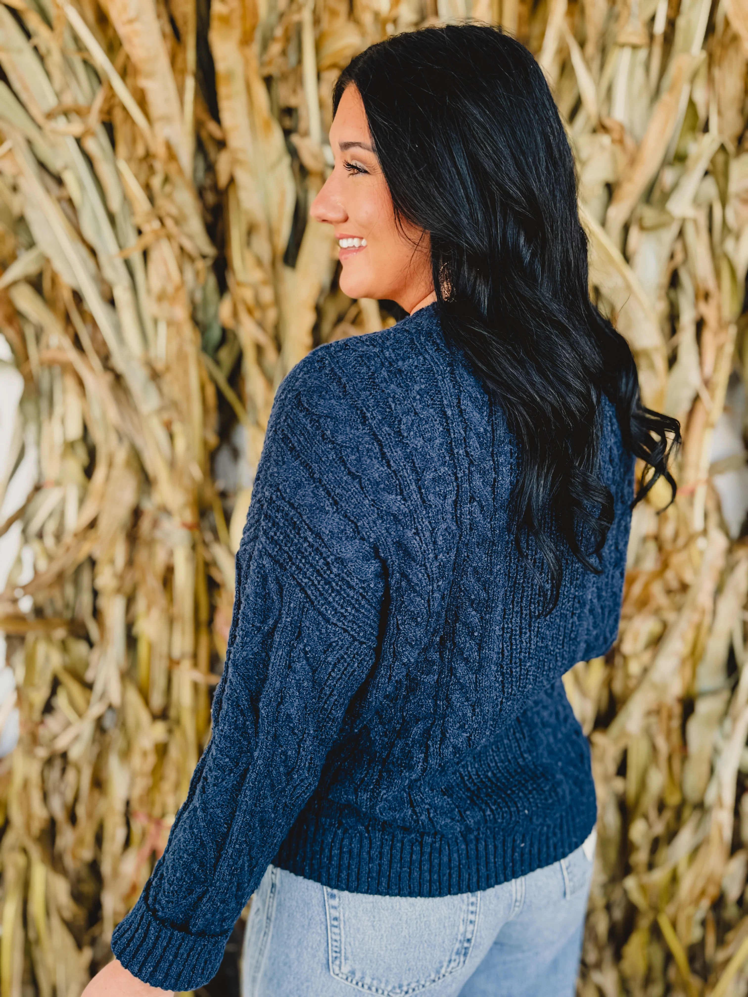 Cable Knit Crewneck Long Sleeve Sweater - Navy