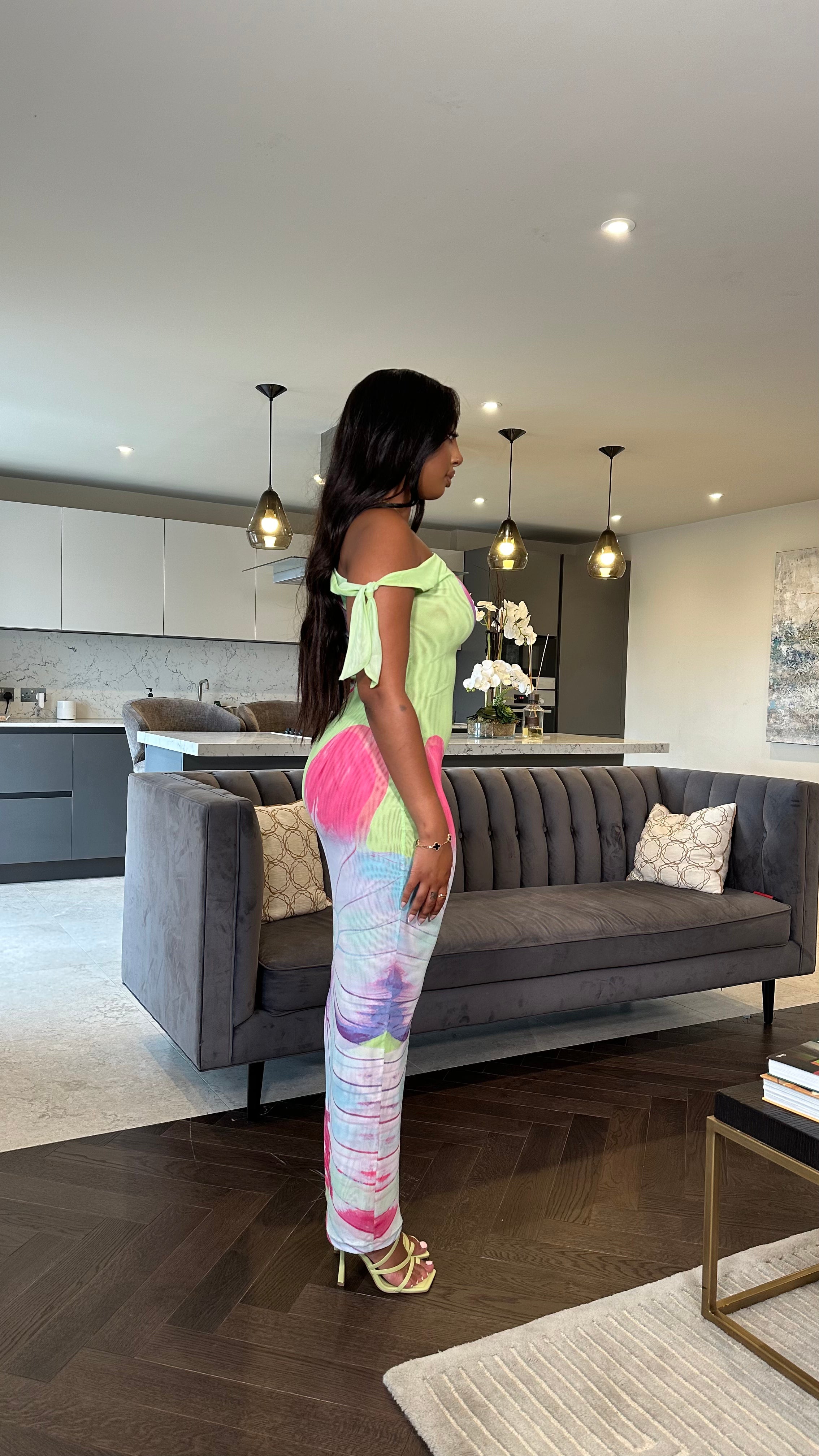 Elegant off-shoulder butterfly print fitted long dress