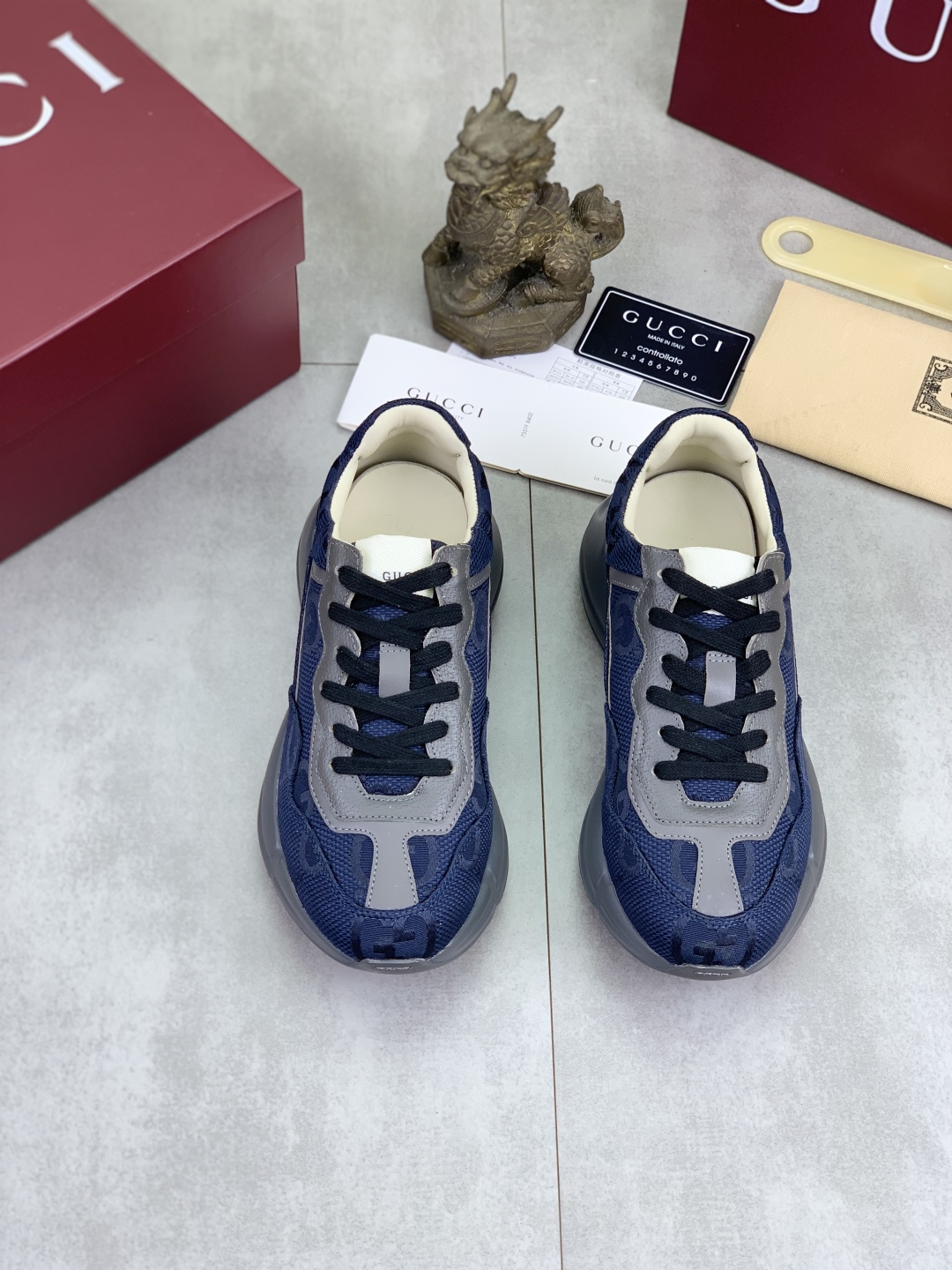 Gucci Sneakers-180