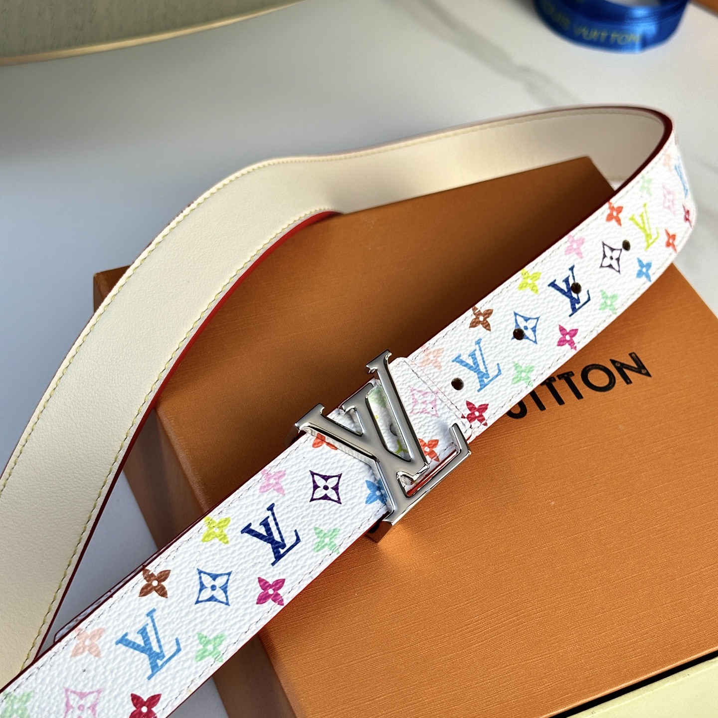 Lv belt-104