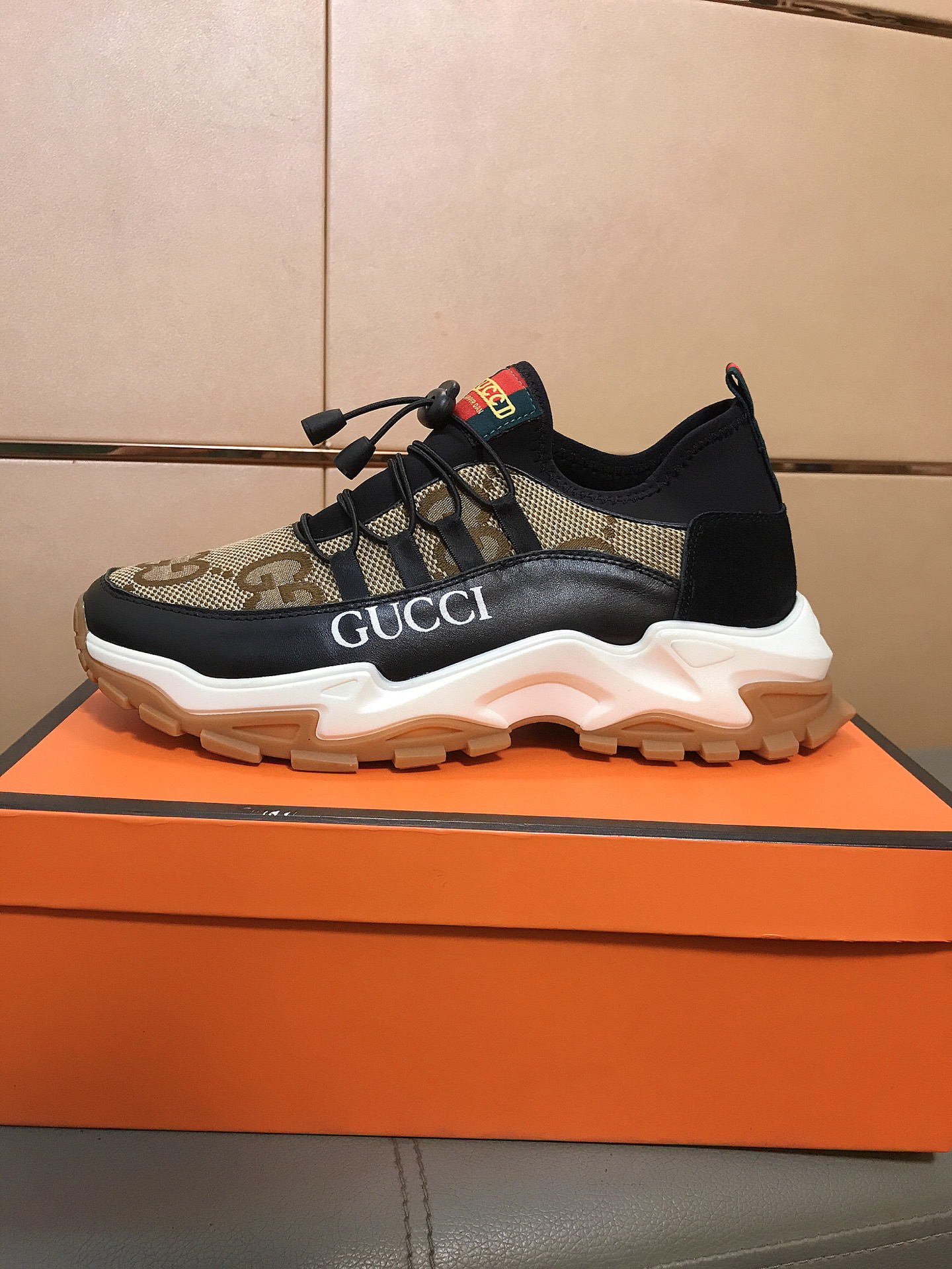 Gucci Sneakers-142
