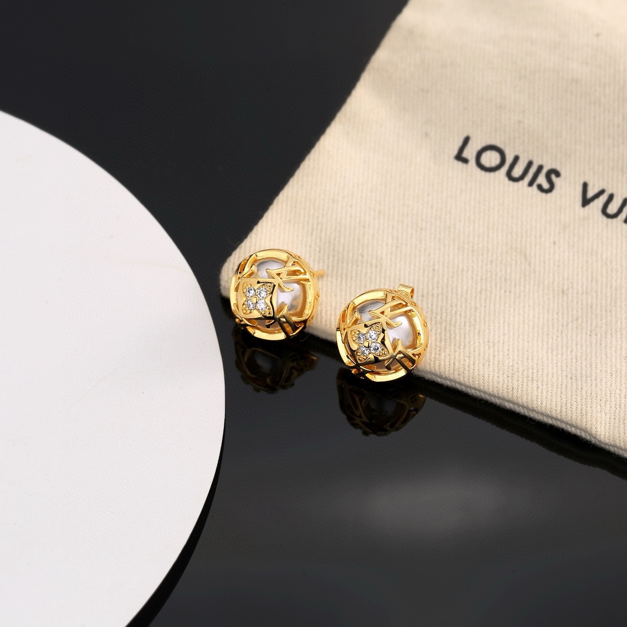 LV earrings-13