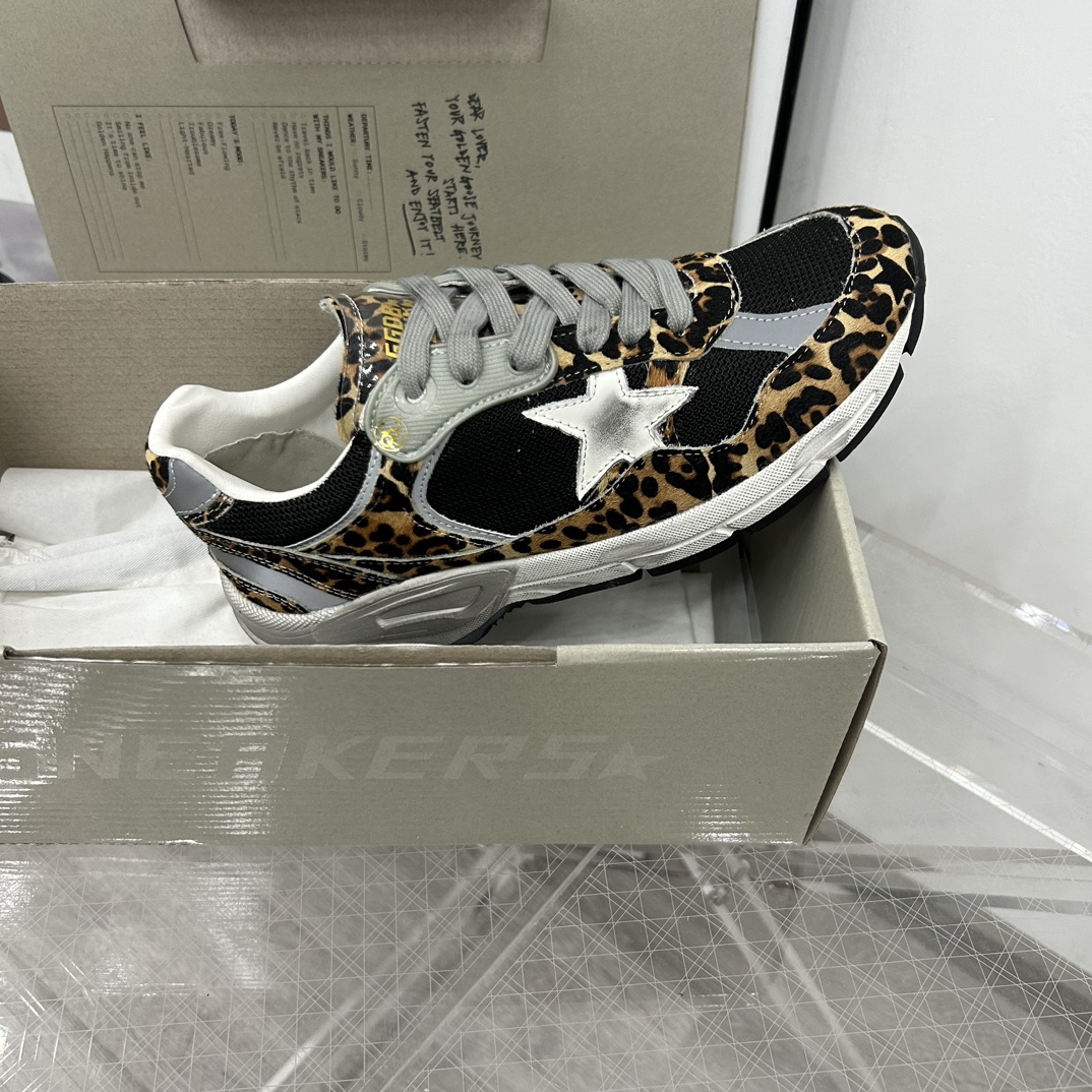 Golden Goose Sneakers-77