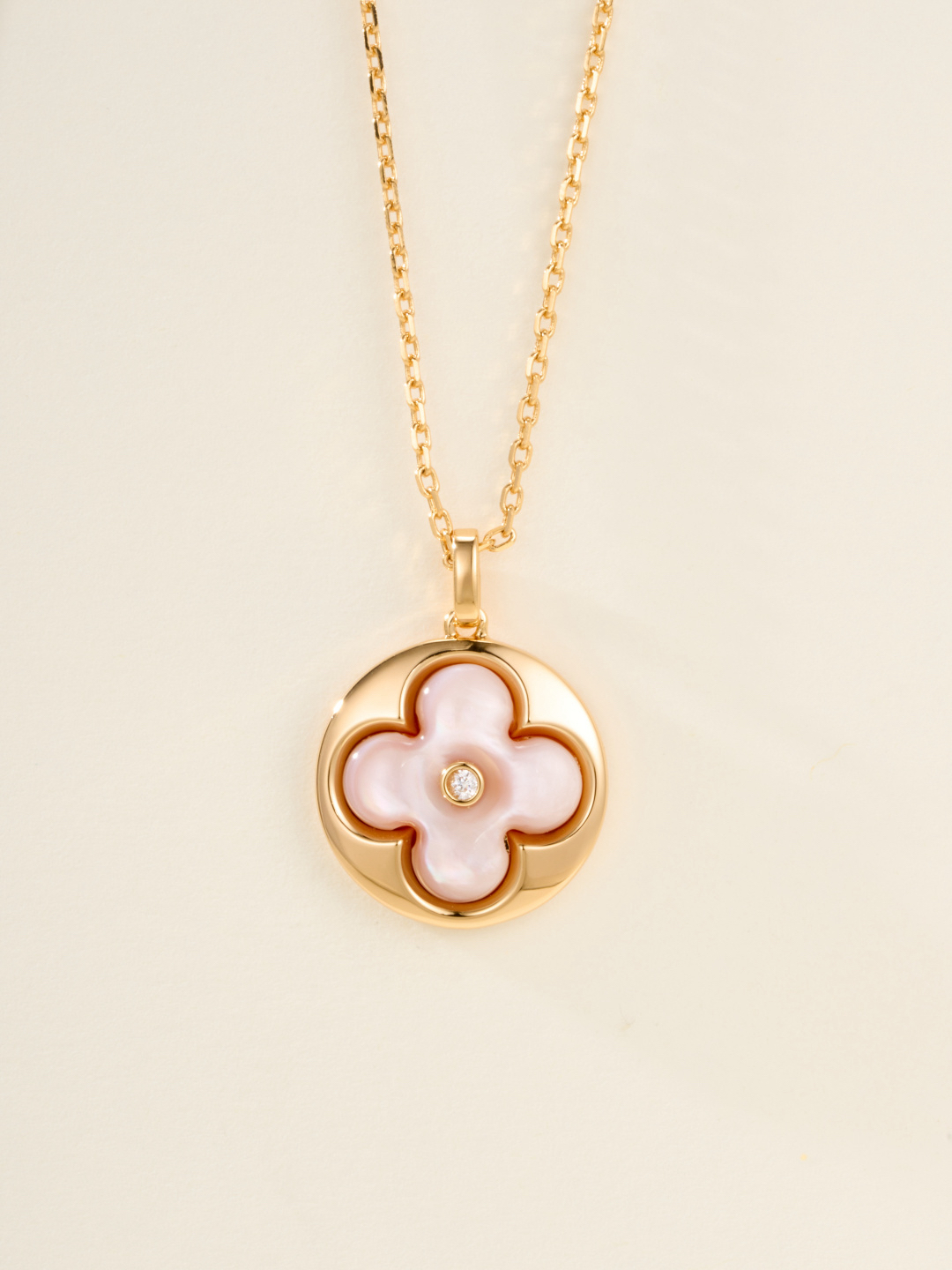LV necklace-51
