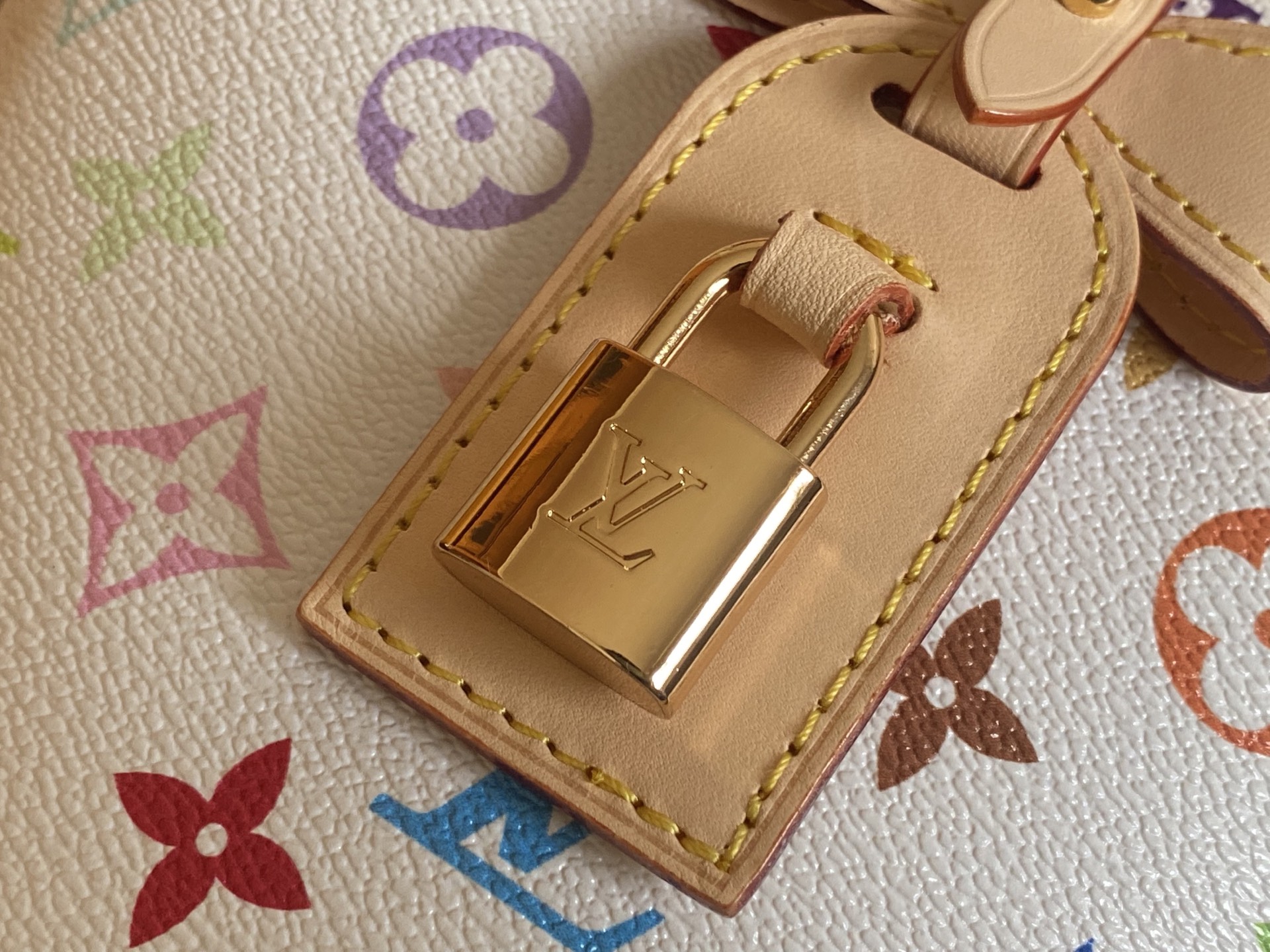 Louis Vuitton Hot New Product-56