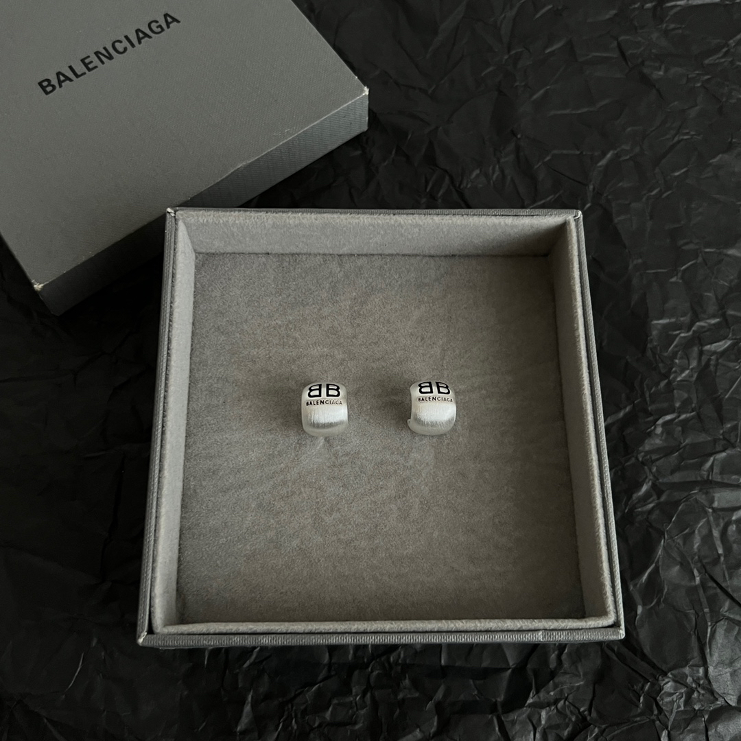 Balenciaga earrings-15