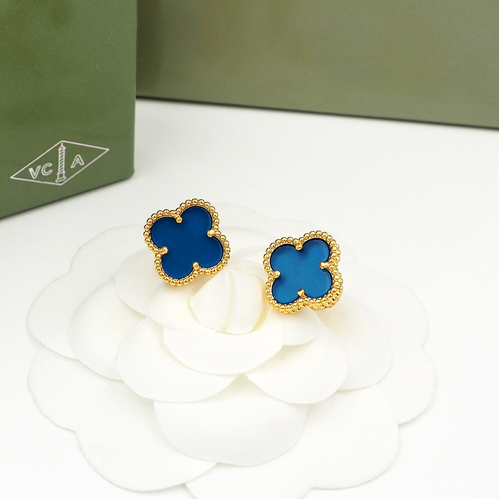 Van Cleef & Arpels earring-57