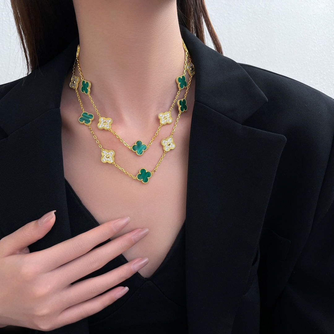 Van Cleef & Arpels necklace-90
