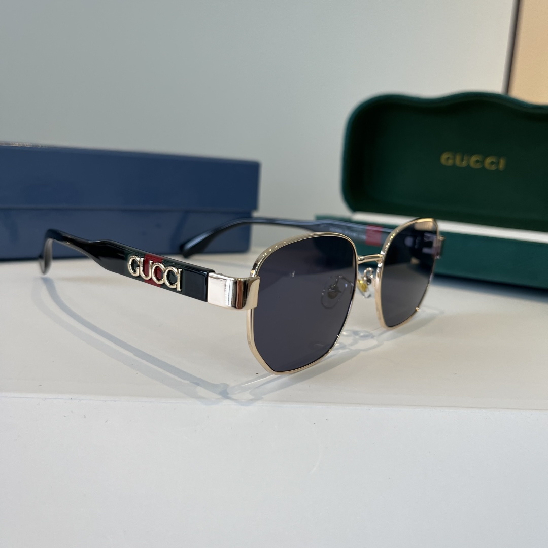 Gucci glasses-45