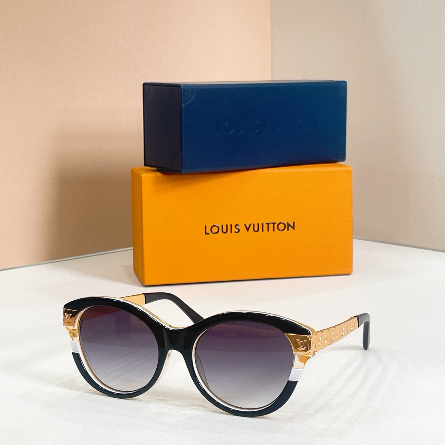 LV glasses-31
