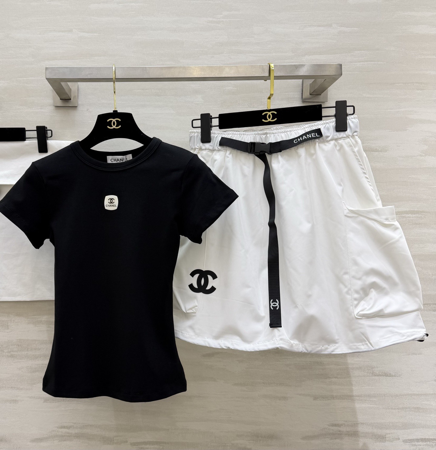 Chanel clothing-145