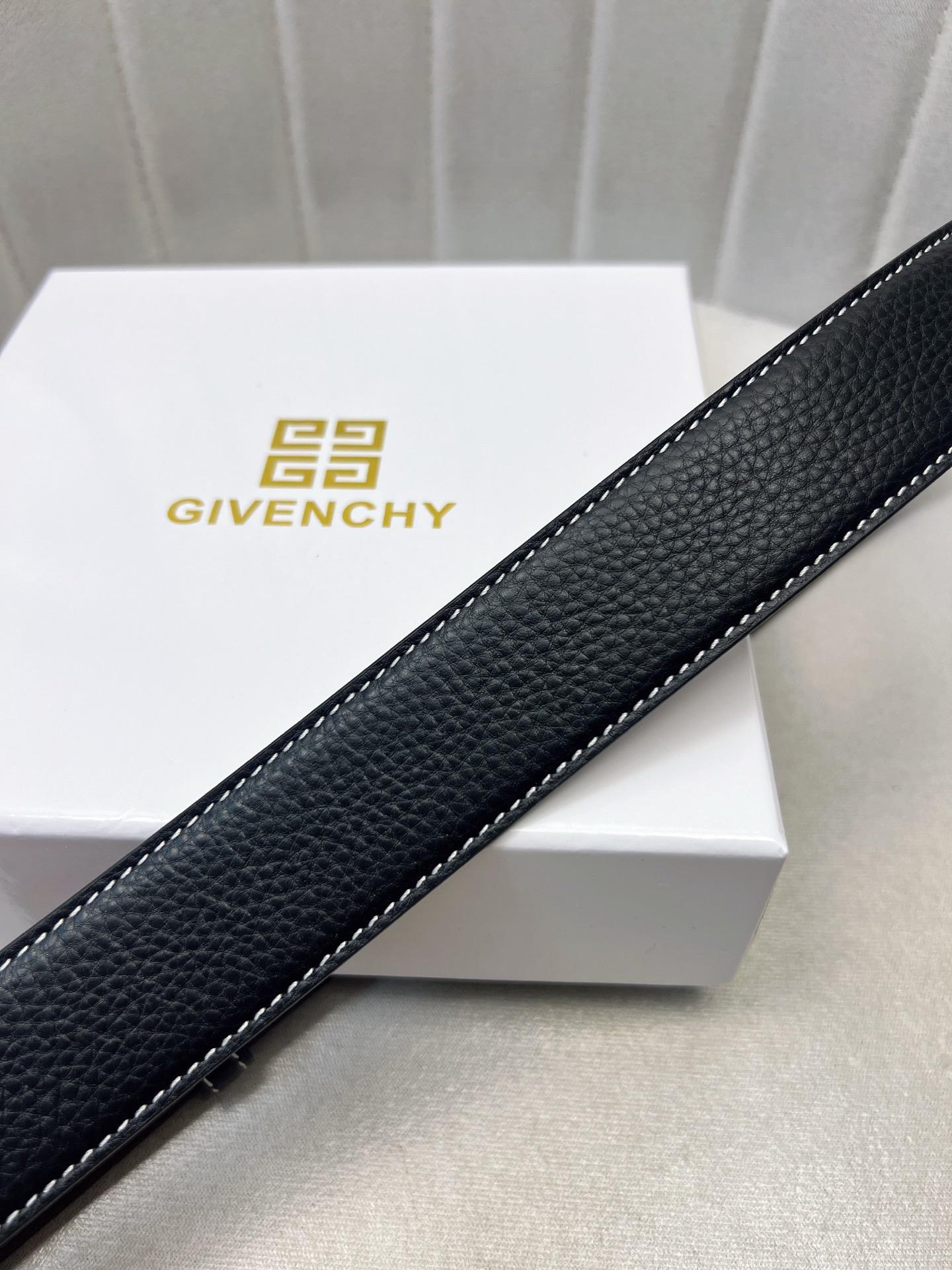 Givenchy belt-130