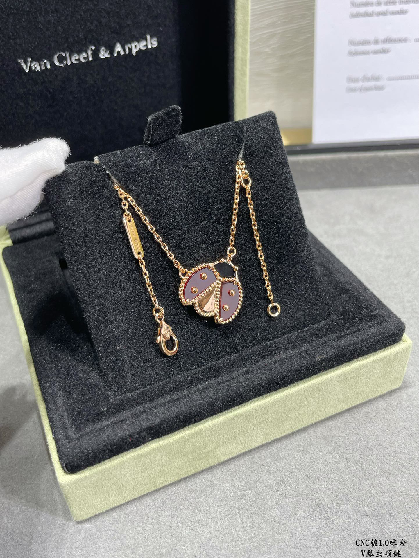 Van Cleef & Arpels necklace-137