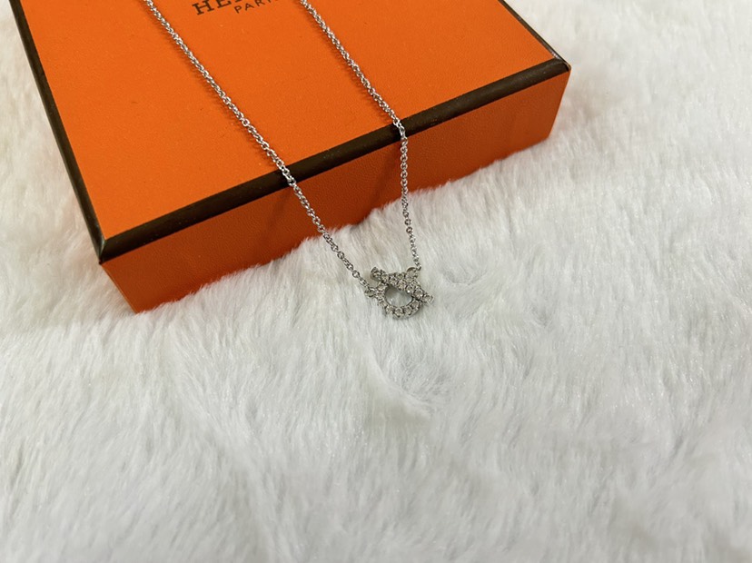 Hermes necklace-14