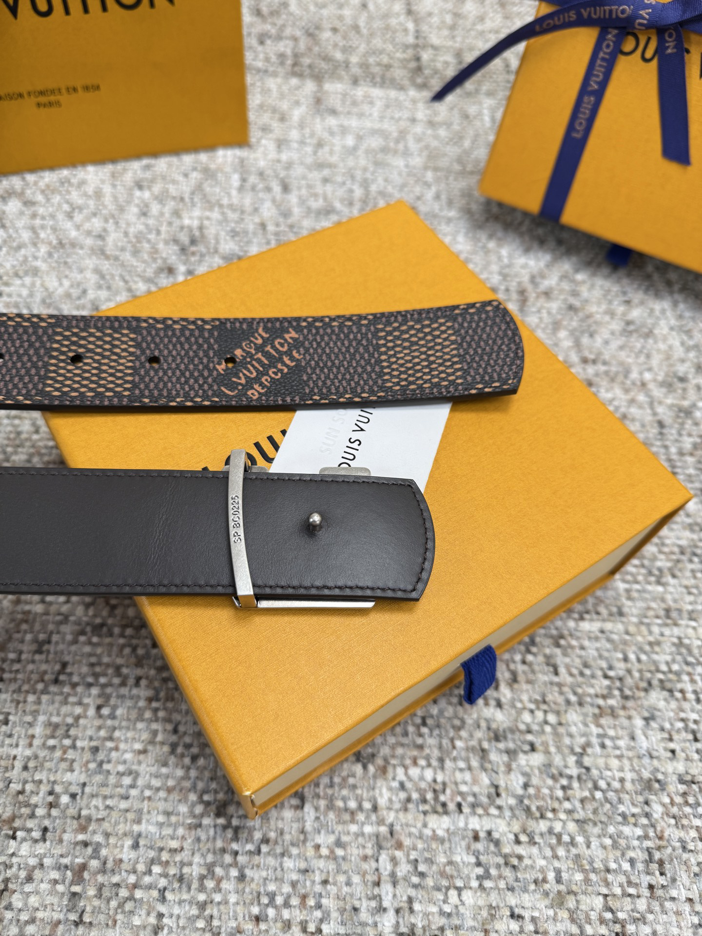 Lv belt-70