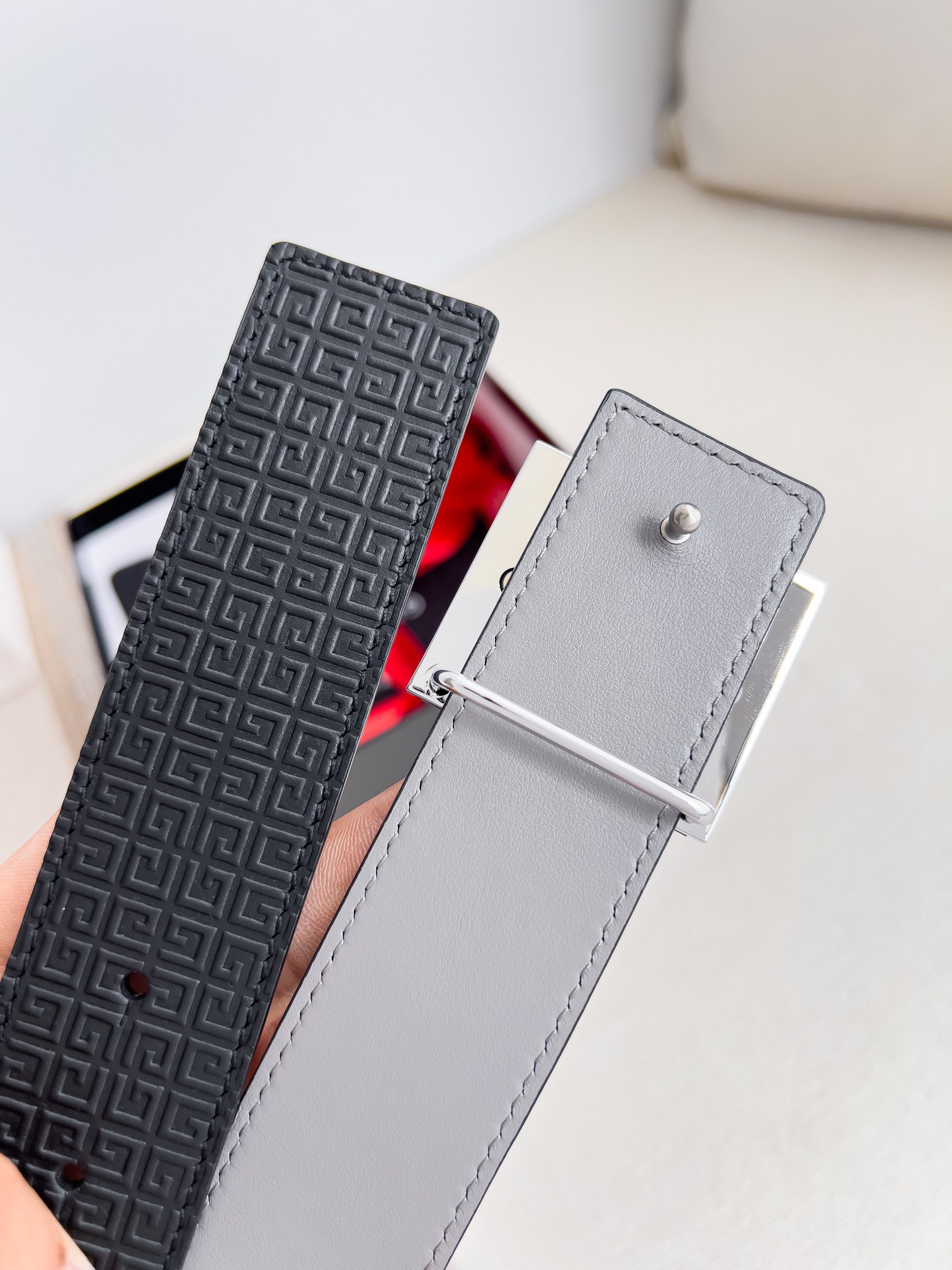 Givenchy belt-105