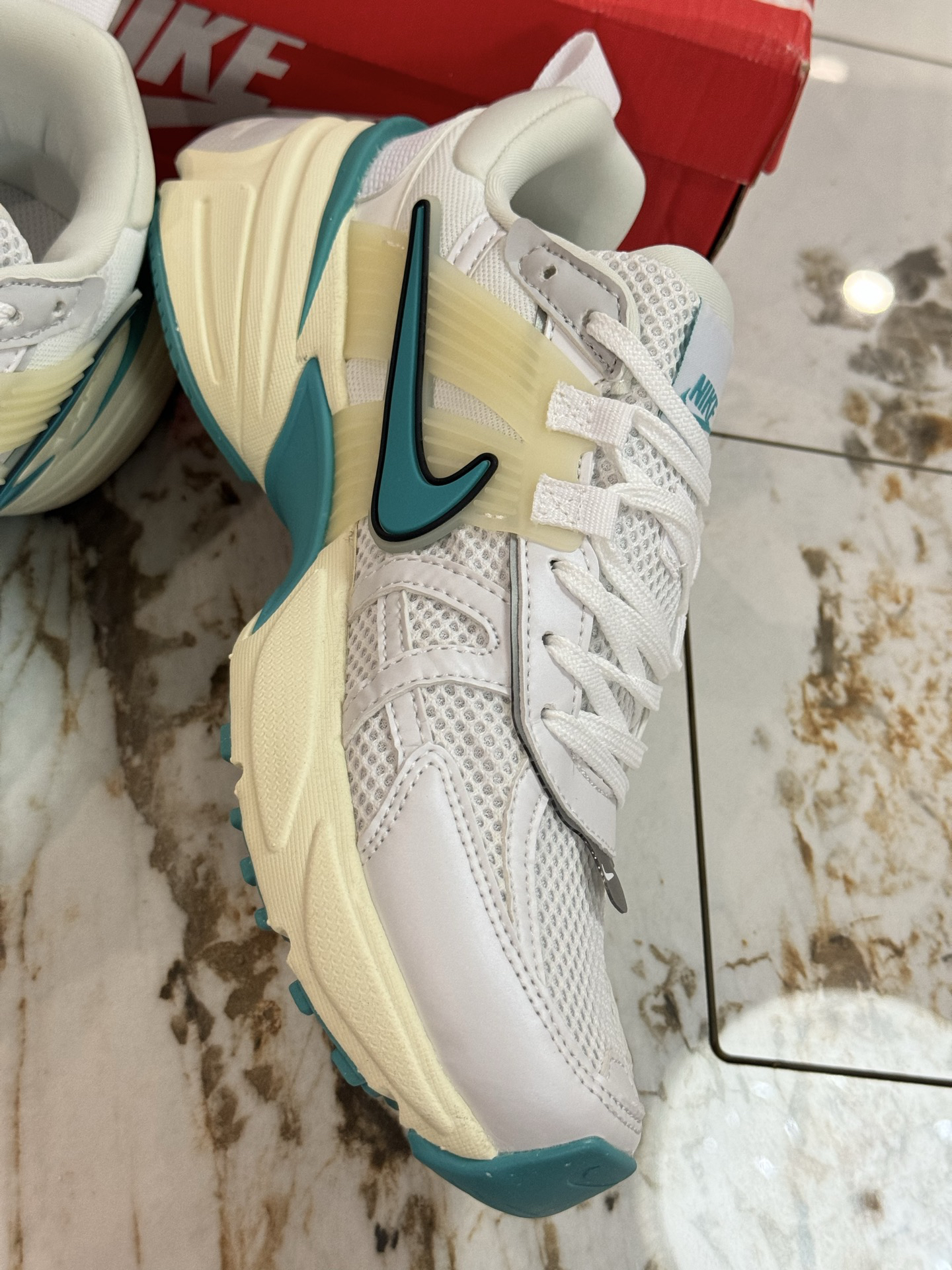 Nike Sneakers-245