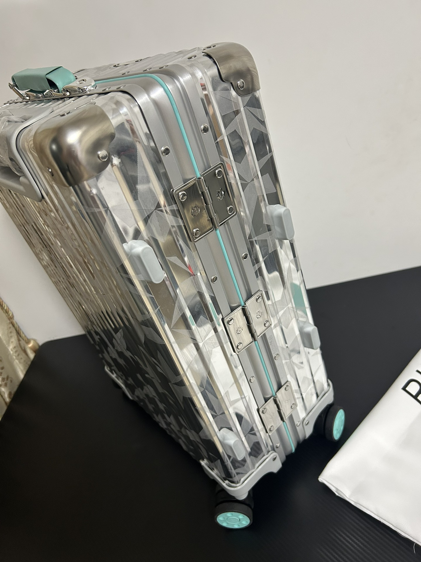 RIMOWA luggage-8