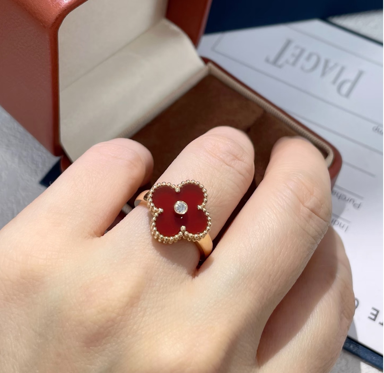 Van Cleef & Arpels ring-33