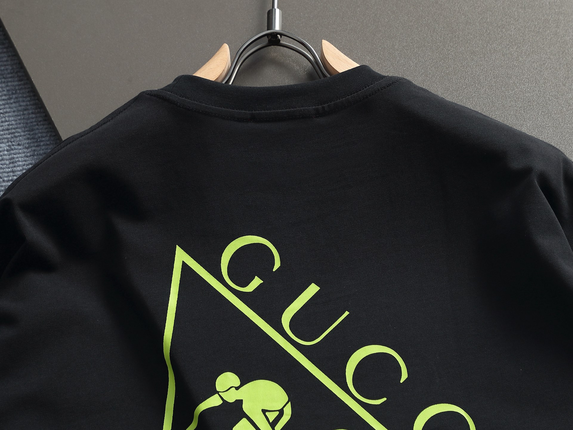 Gucci clothing-143