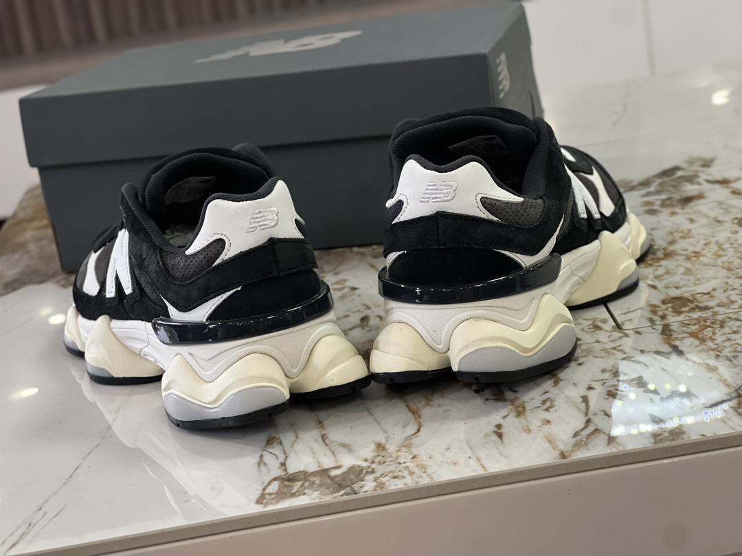 New Balance Sneakers-141