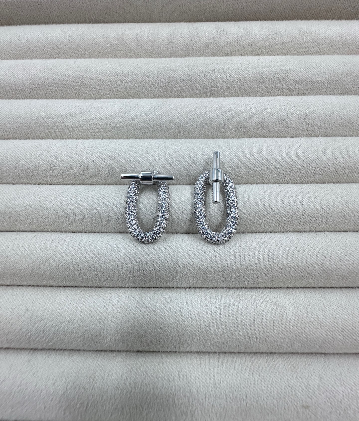 Hermes earrings-17