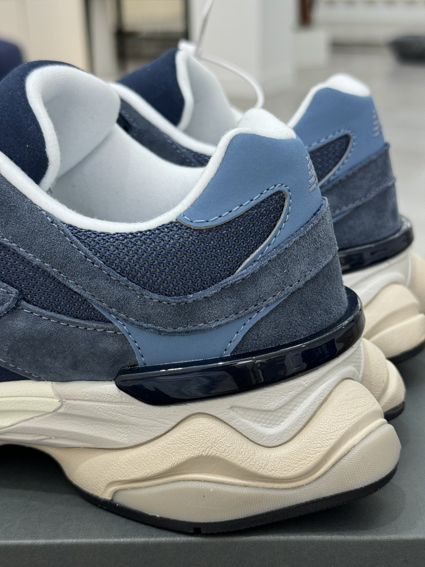 New Balance Sneakers-181