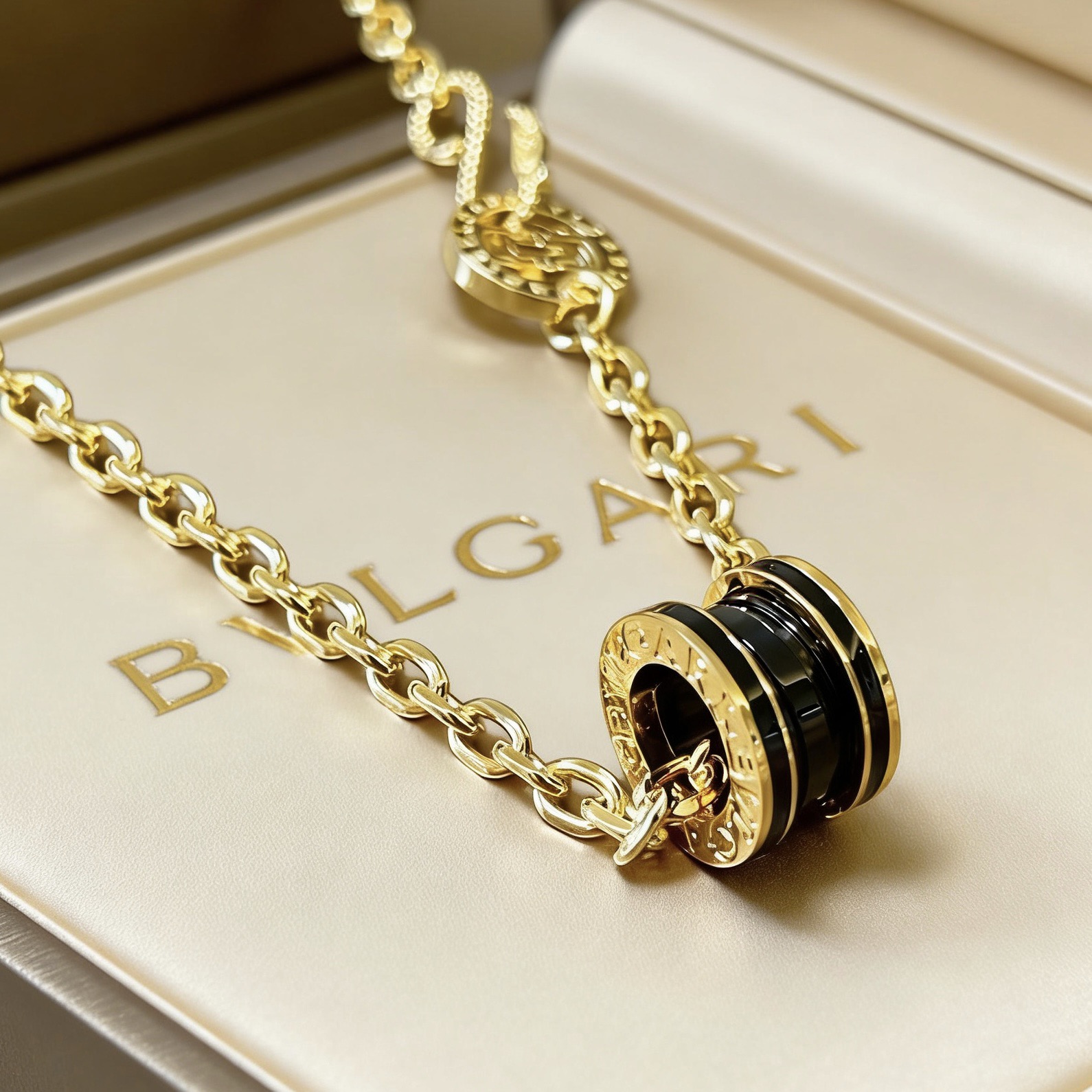 Bottega Veneta necklace-9