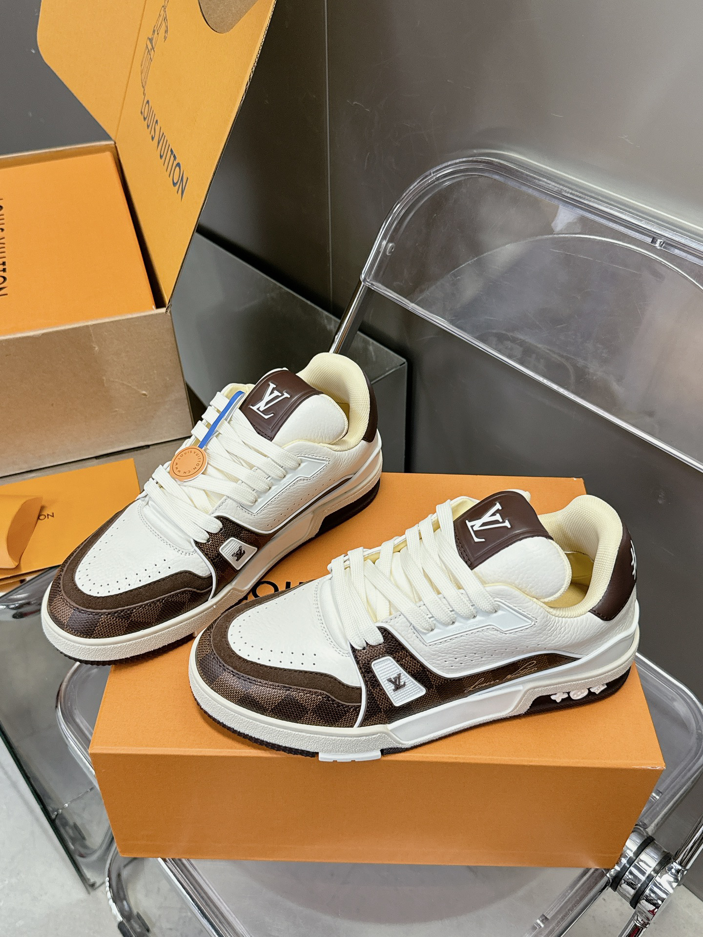 Lv Sneakers-73