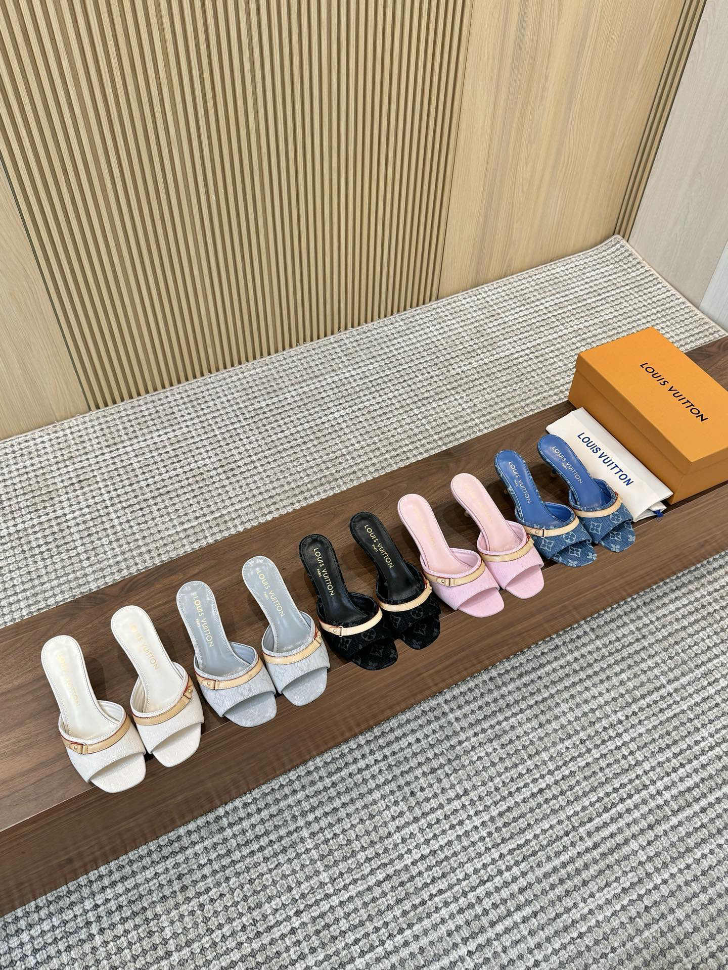 LV Summer footwear