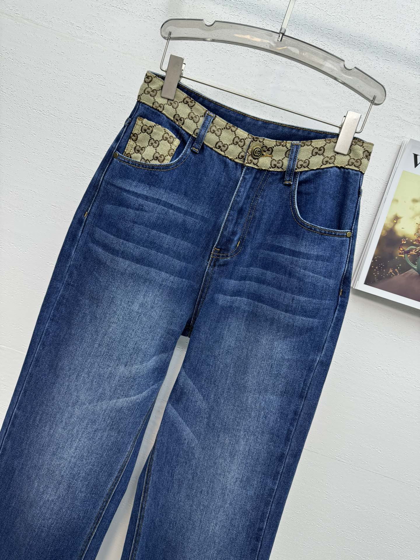 Gucci Clothing-253