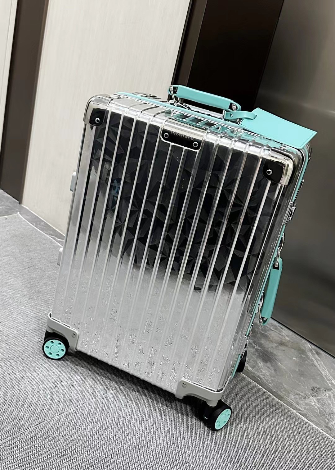 RIMOWA luggage-9