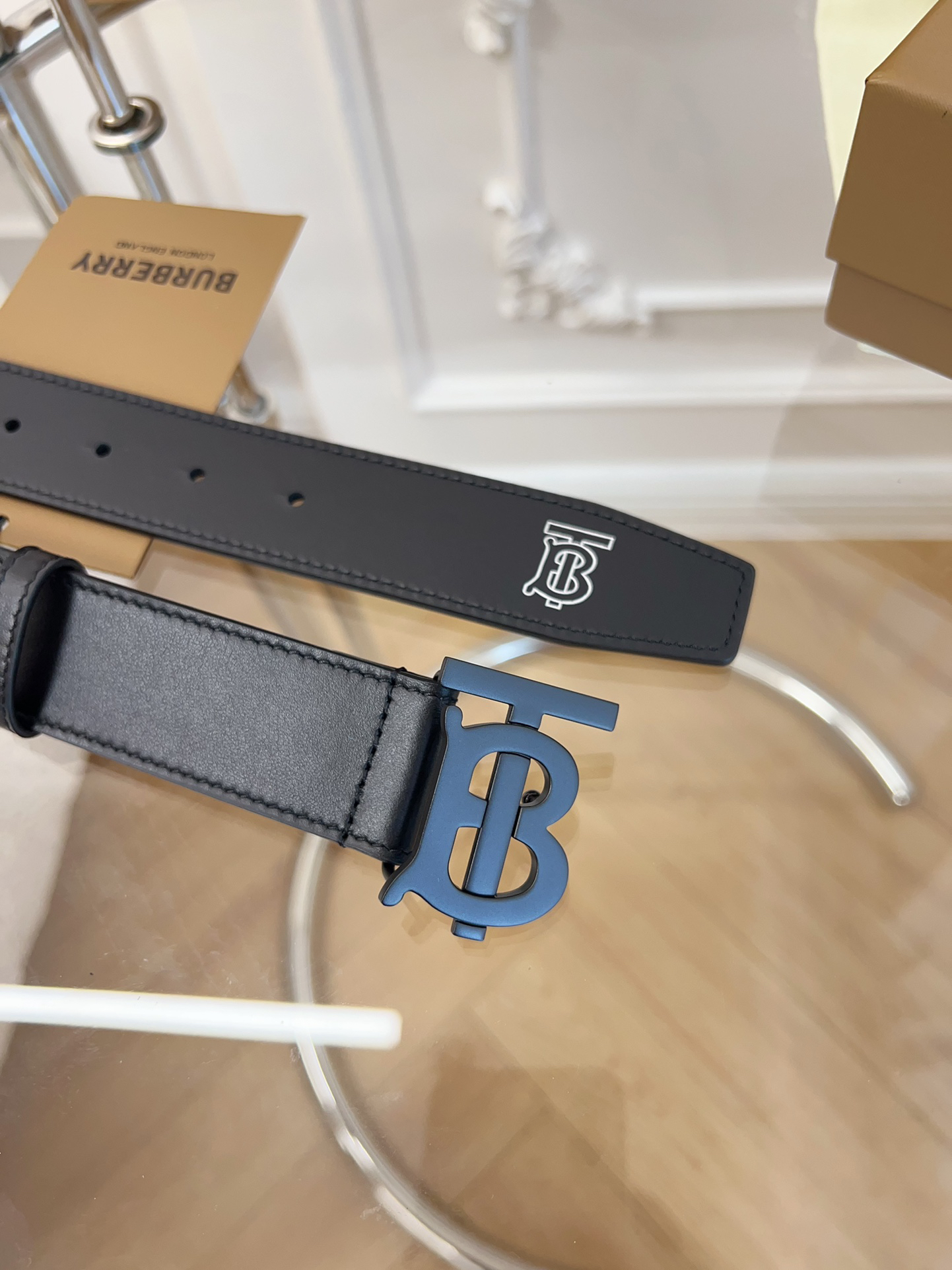 Burberry belt-70