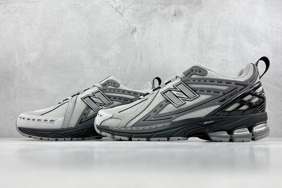 New Balance Sneakers-95