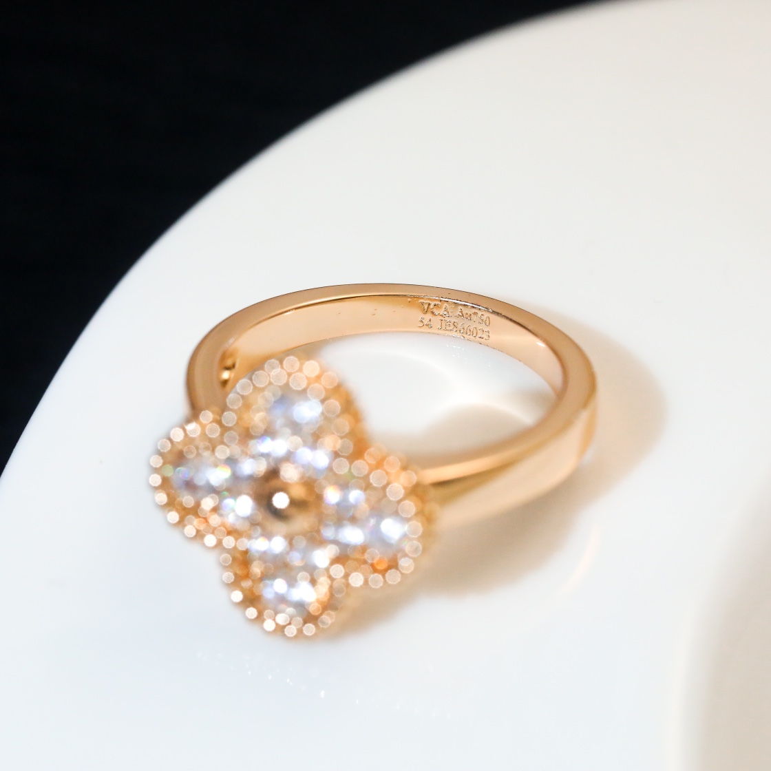 Van Cleef & Arpels ring-74