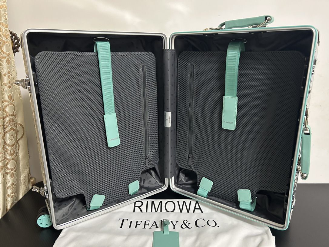 RIMOWA luggage-8
