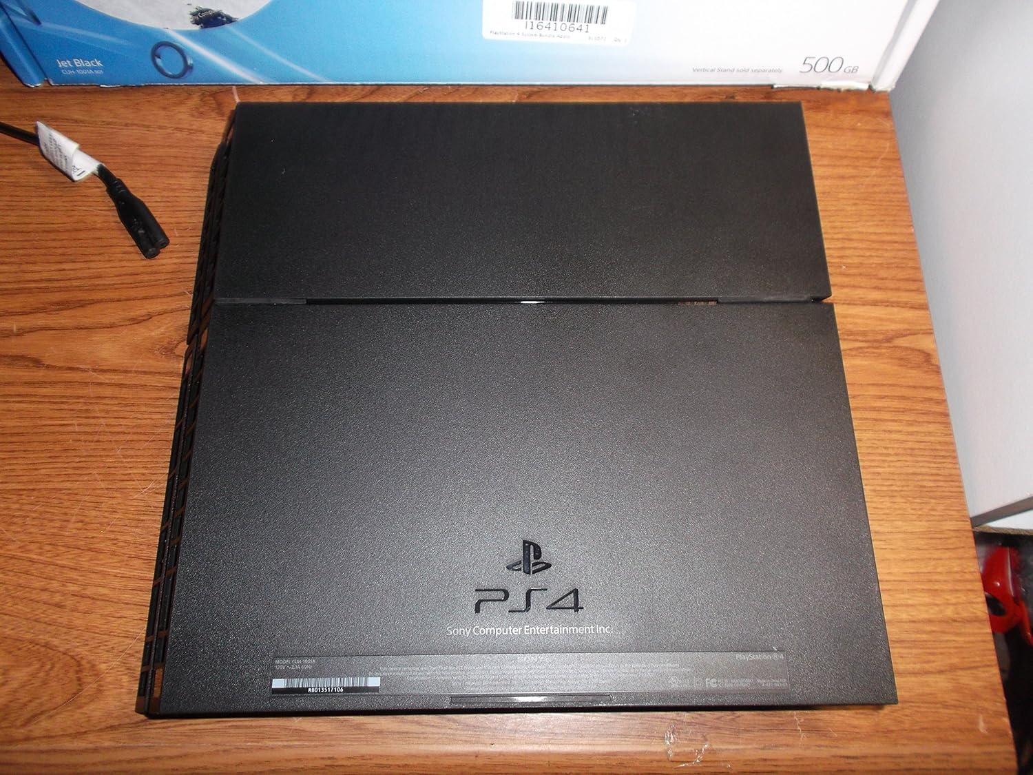 PlayStation 4 Console 500 GB (Renewed)