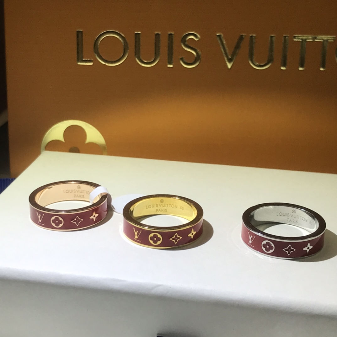 LV ring-64